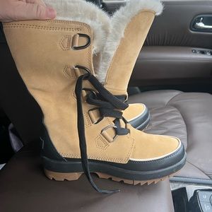 Winter boots